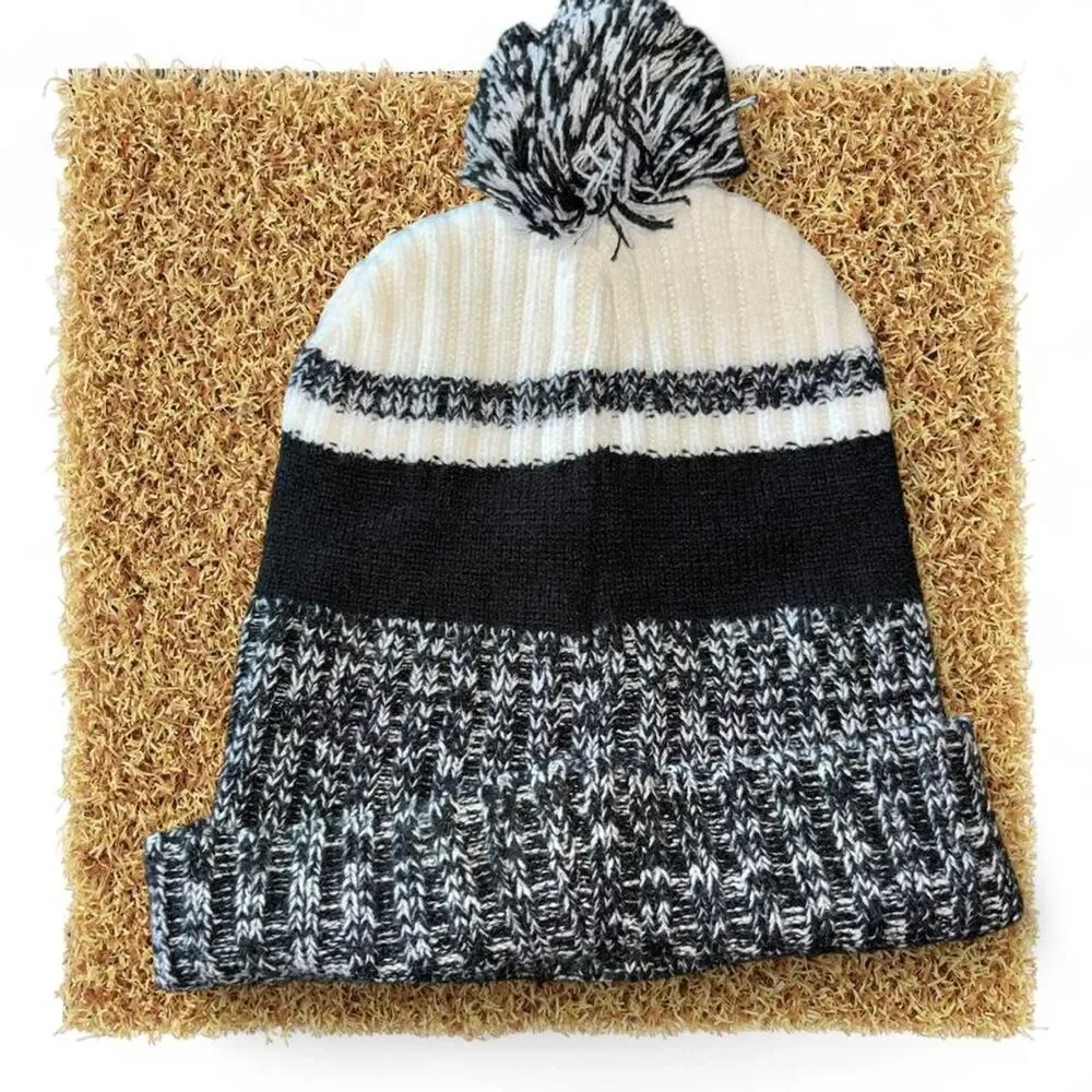 Unbranded Women's Black and Grey Hat - Picture 2 of 2